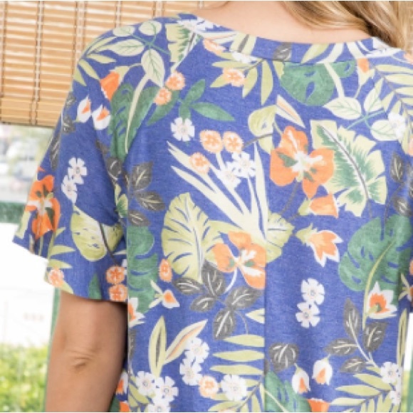 INDIGO FLORAL ROUND NECK WITH SELF TIE TOP , NEW! - Picture 9 of 16